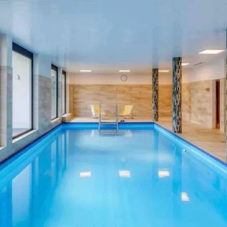 Modern, Gemuetlich, Panorama, Pool & Sauna, Netflix * Winterberg