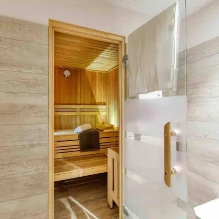 Modern, Gemuetlich, Panorama, Pool & Sauna, Netflix Apartman