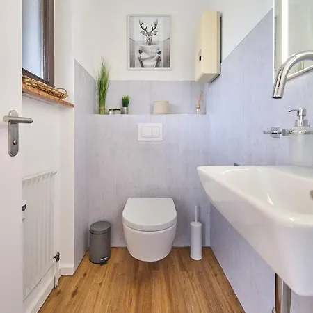 Modern, Gemuetlich, Panorama, Pool & Sauna, Netflix Apartman Winterberg
